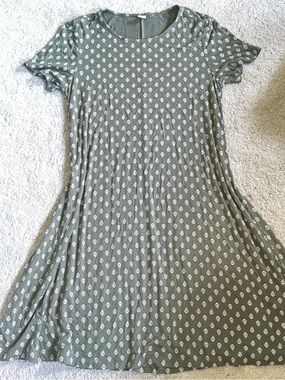 Old Navy Olive Midi Dress